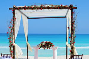 thumbnail: Outdoor wedding area