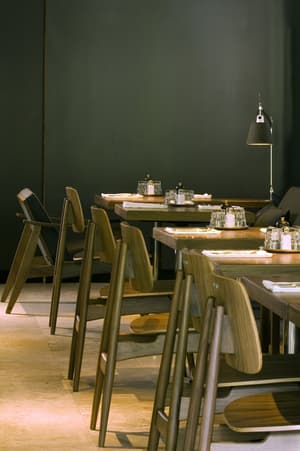 thumbnail: Restaurant