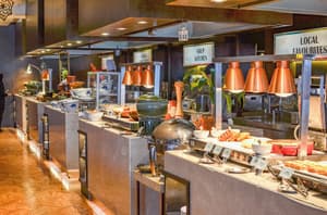 thumbnail: Restaurant