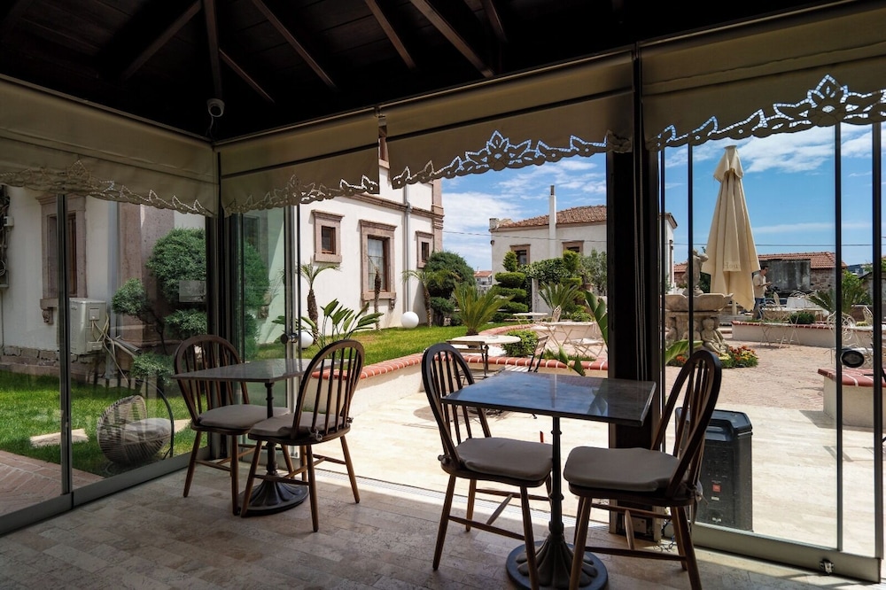 Restaurant-cafeteria