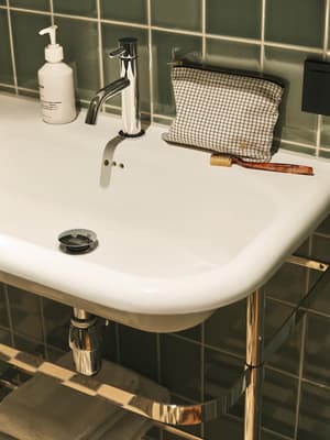 thumbnail: Bathroom
