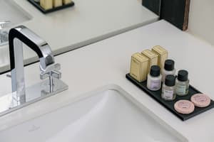 thumbnail: Bathroom amenities