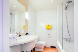 thumbnail: Bathroom