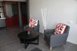thumbnail: Lobby sitting area