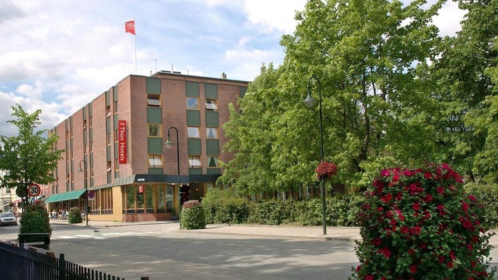 Primary image