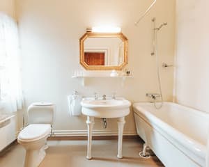 thumbnail: Bathroom