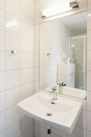 thumbnail: Bathroom