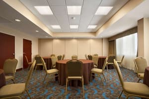 thumbnail: Business center