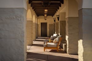 thumbnail: Exterior