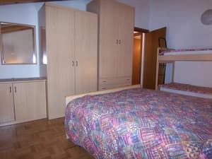 thumbnail: General view