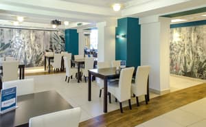 thumbnail: Restaurant