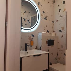 thumbnail: Bathroom