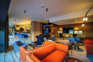 thumbnail: Lobby lounge