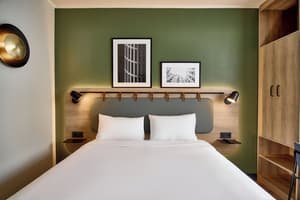 thumbnail: Room