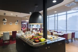 thumbnail: Breakfast area