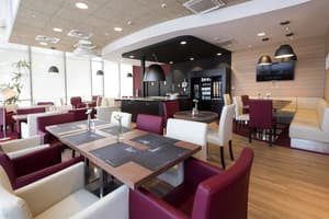 thumbnail: Restaurant