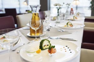 thumbnail: Restaurant