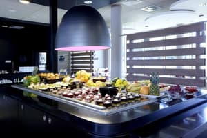 thumbnail: Restaurant