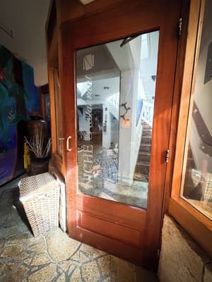 thumbnail: Interior