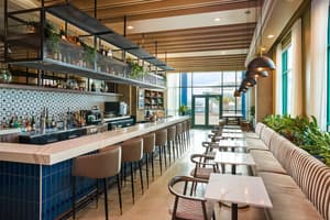 thumbnail: Bar (on property)