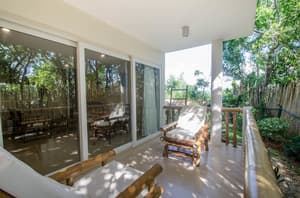 thumbnail: Terrace/patio