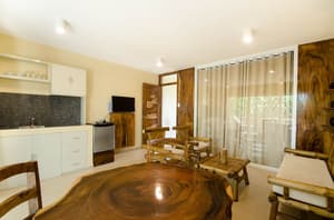 thumbnail: Room amenity