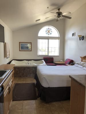 thumbnail: Room amenity