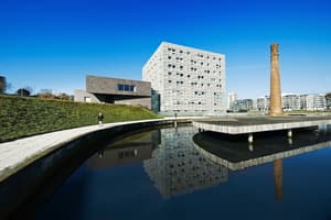 thumbnail: Exterior