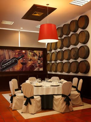 thumbnail: Banquet hall