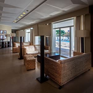 thumbnail: Interior detail