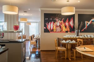 thumbnail: Restaurant