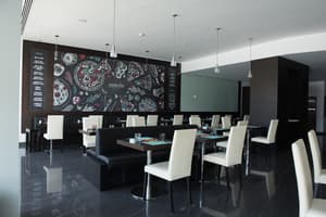 thumbnail: Restaurant