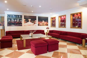 thumbnail: Lobby sitting area