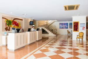 thumbnail: Reception
