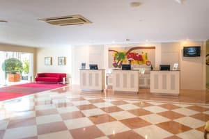 thumbnail: Reception