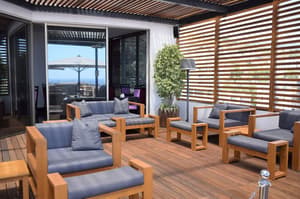 thumbnail: Lounge