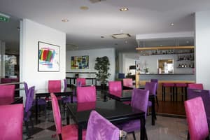 thumbnail: Restaurant