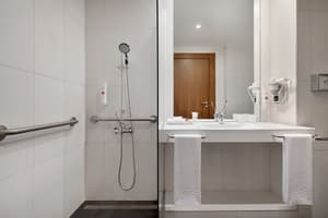 thumbnail: Hand-held showerhead