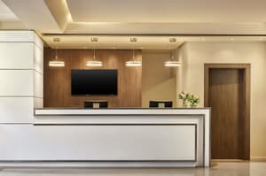 thumbnail: Reception