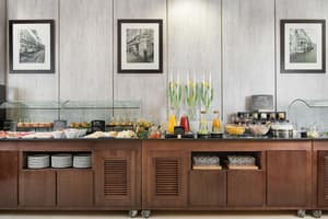 thumbnail: Breakfast area