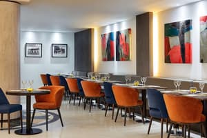 thumbnail: Restaurant