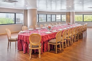 thumbnail: Banquet hall