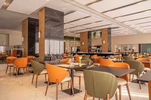 thumbnail: Bar (on property)