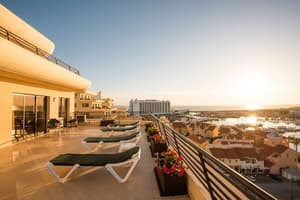 thumbnail: Balcony