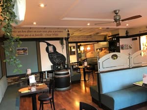 thumbnail: Restaurant