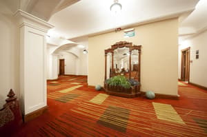 thumbnail: Hallway