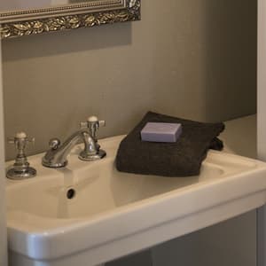 thumbnail: Bathroom sink