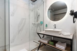 thumbnail: Bathroom