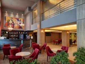 thumbnail: Lobby sitting area