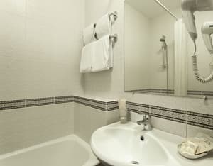 thumbnail: Bathroom